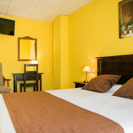 Hotel Casa Palacio Монтанехос Екстериор снимка